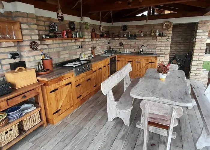 Gyöngyvirág Apartman