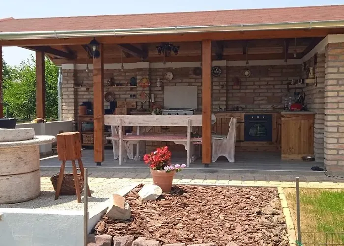 Gyöngyvirág Apartman